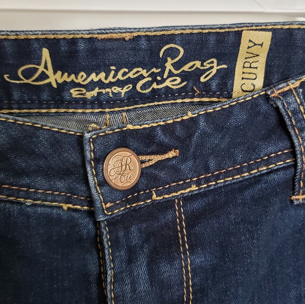 American Rag Cie Curvy Jeans Size 9 - Picture 5 of 12
